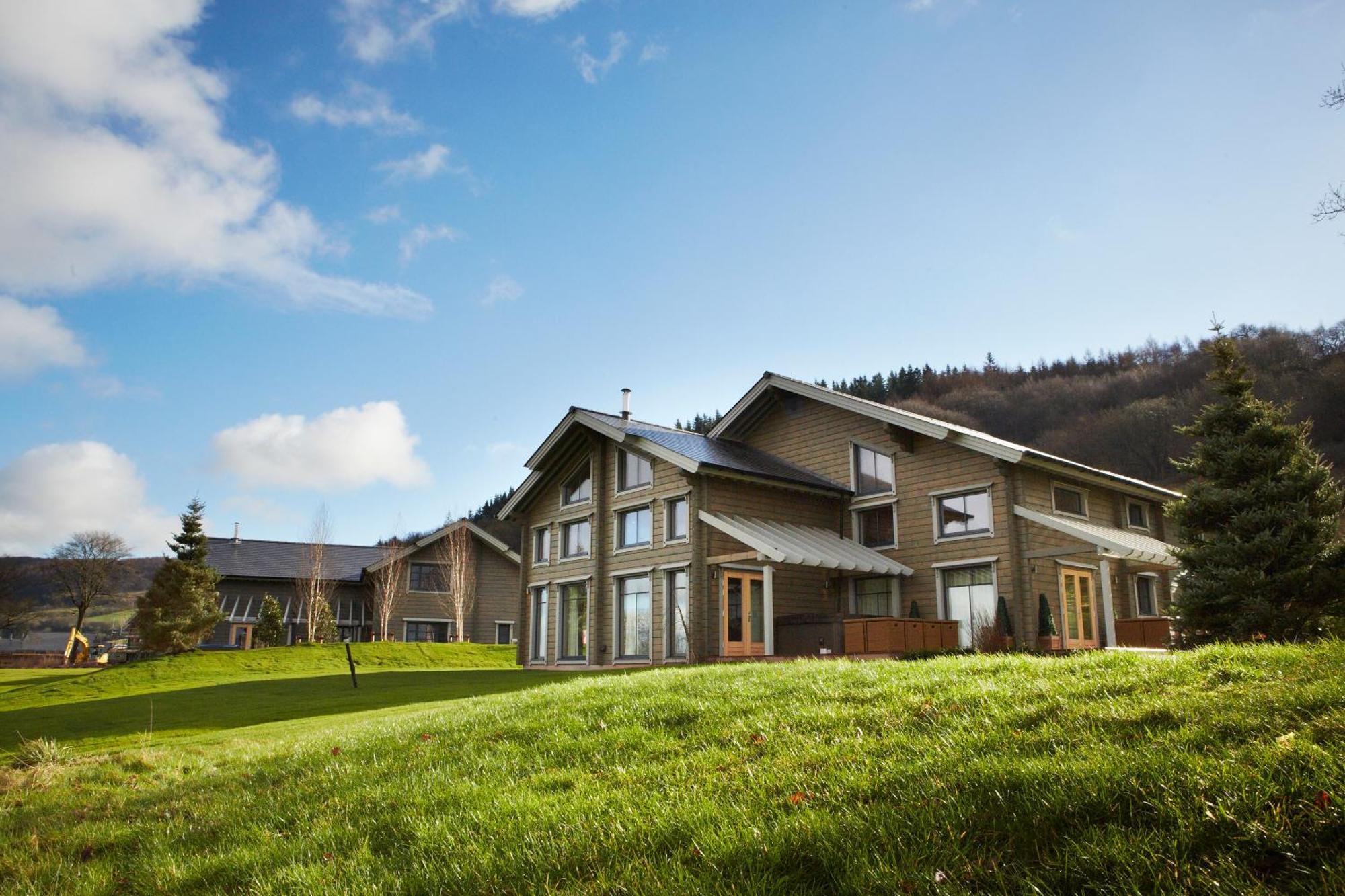 Hunter Lodges By Celtic Manor Newport  Esterno foto