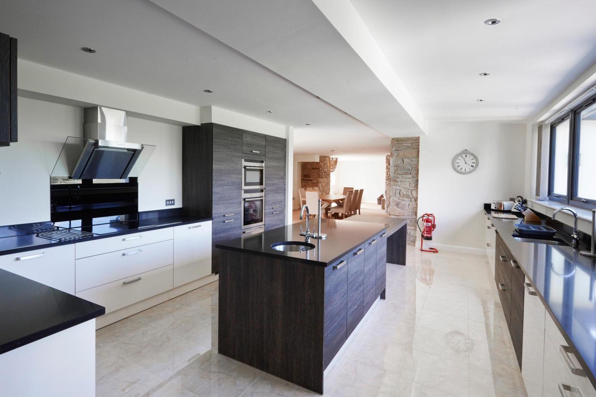 Hunter Lodges By Celtic Manor Newport  Esterno foto